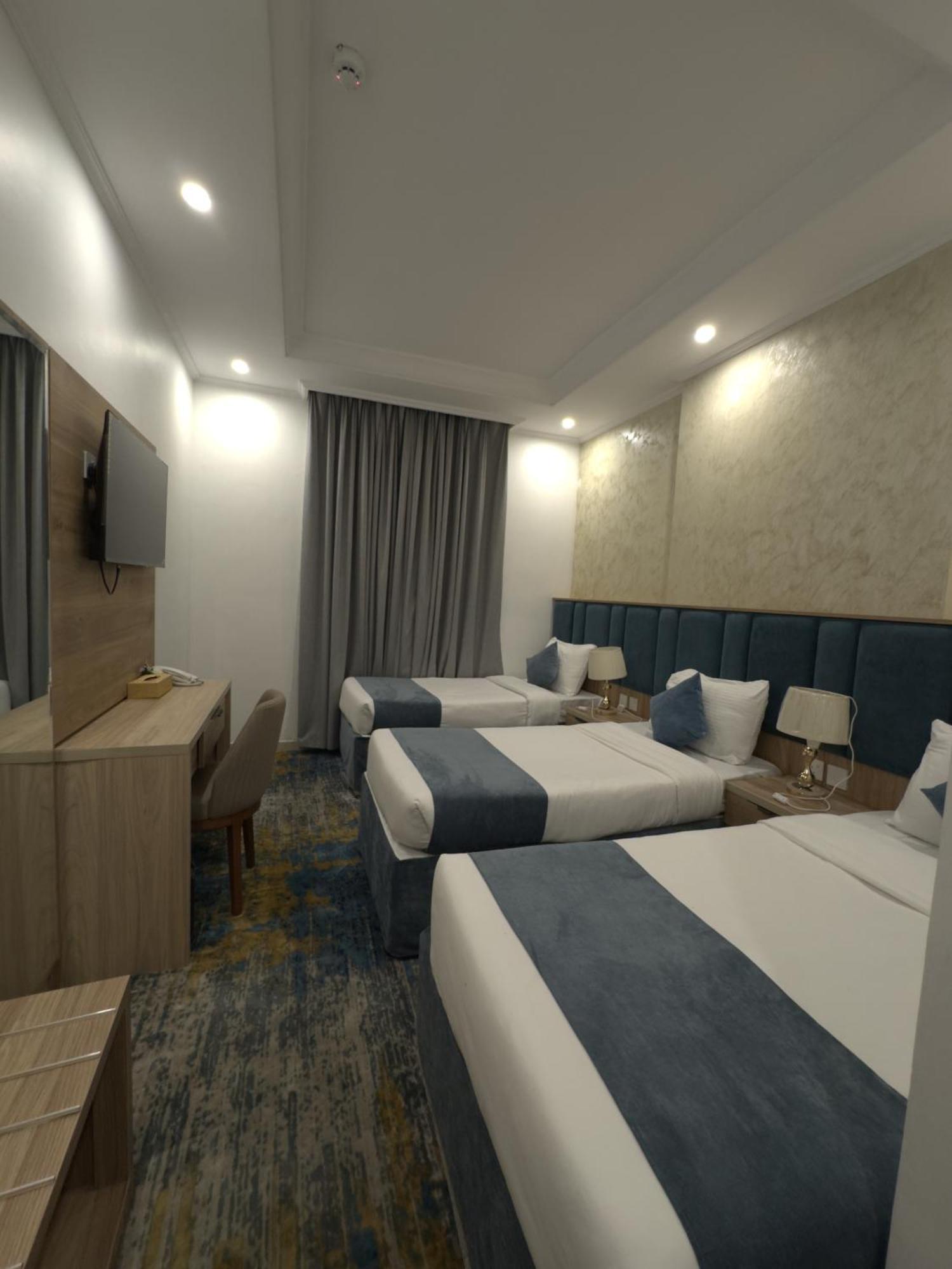 Blue Pearl Hotel Мека Екстериор снимка