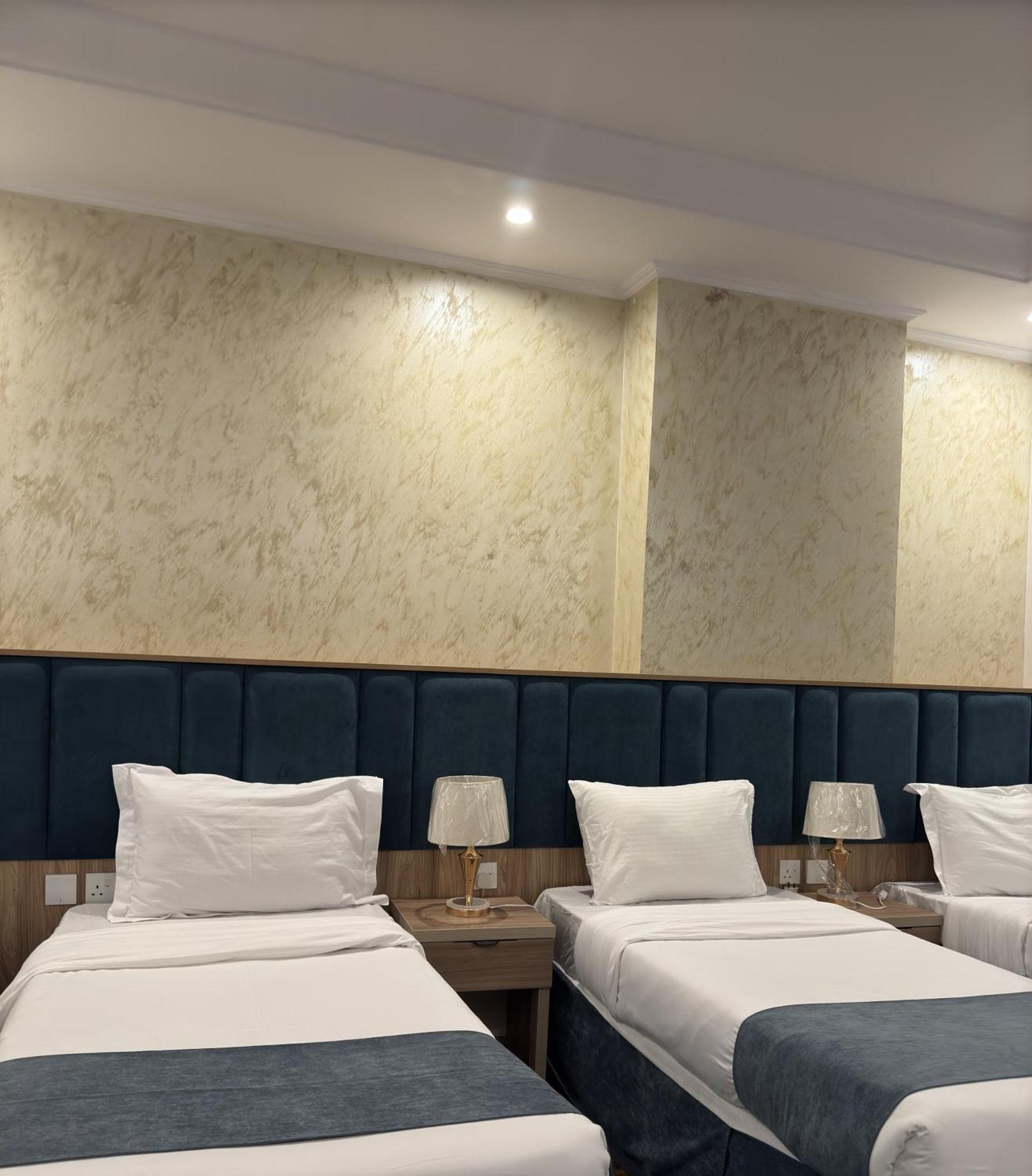 Blue Pearl Hotel Мека Екстериор снимка