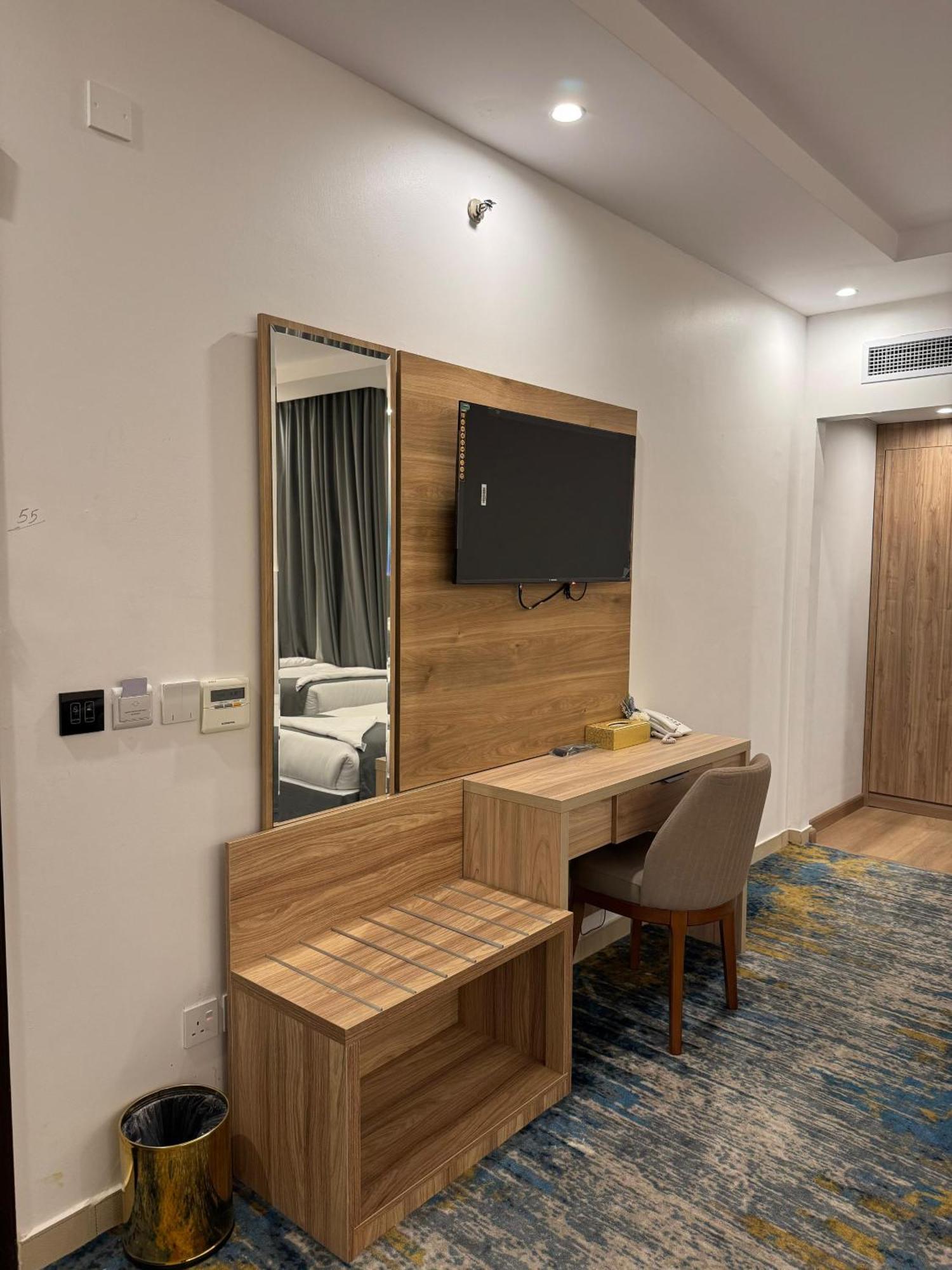 Blue Pearl Hotel Мека Екстериор снимка