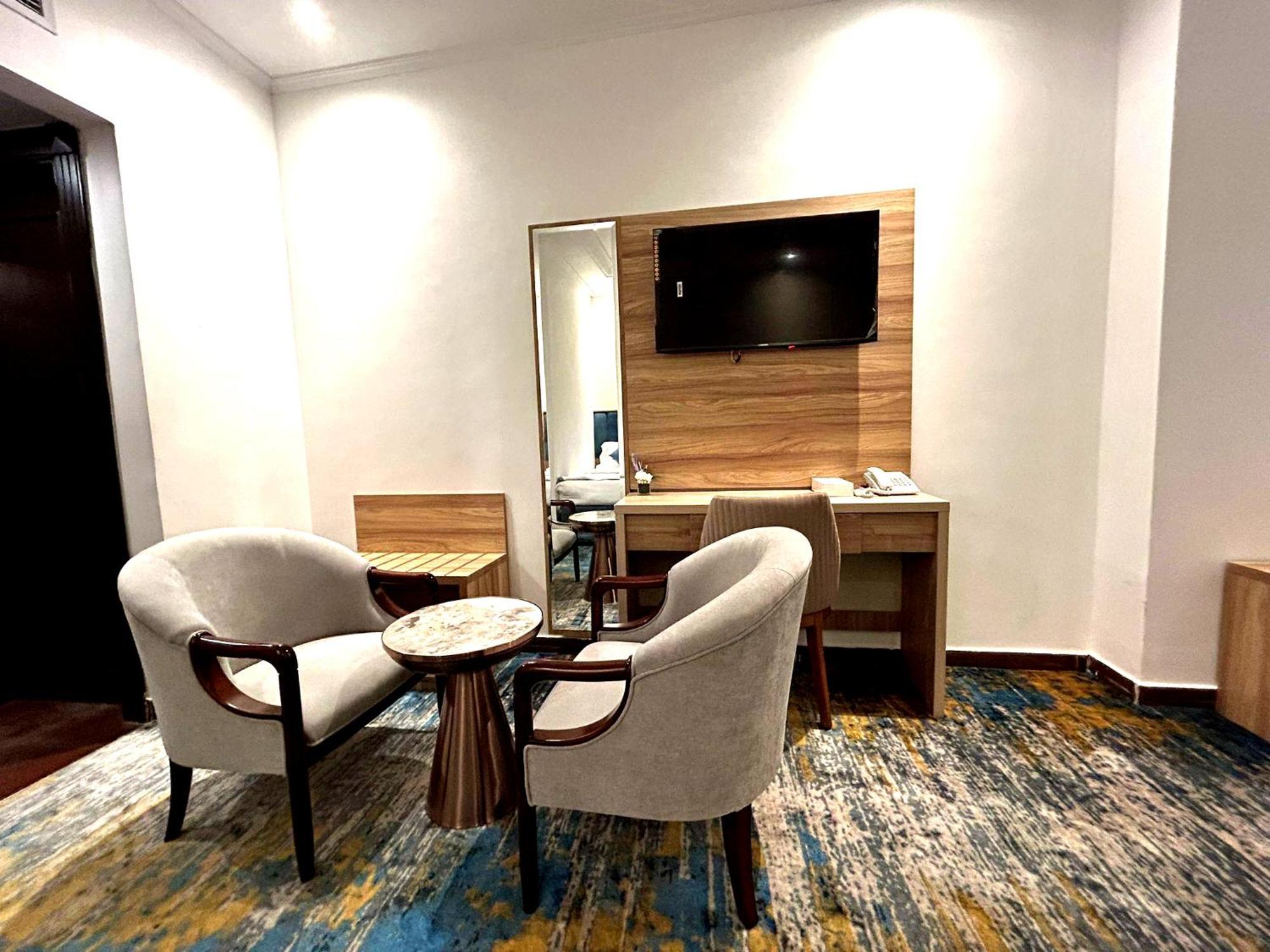 Blue Pearl Hotel Мека Екстериор снимка