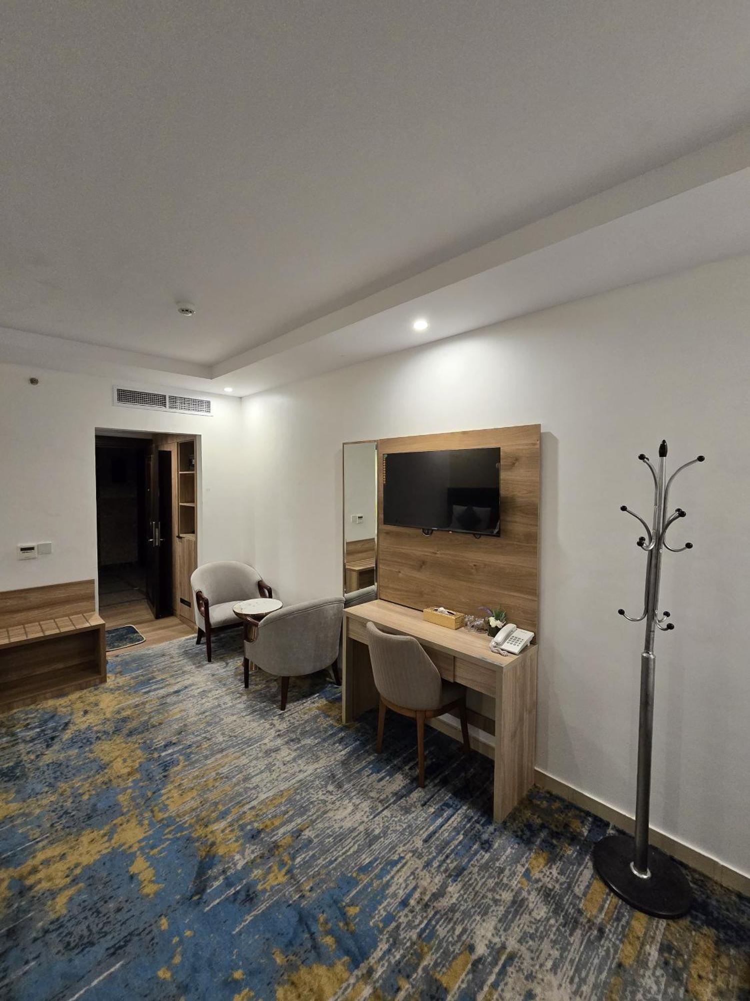 Blue Pearl Hotel Мека Екстериор снимка