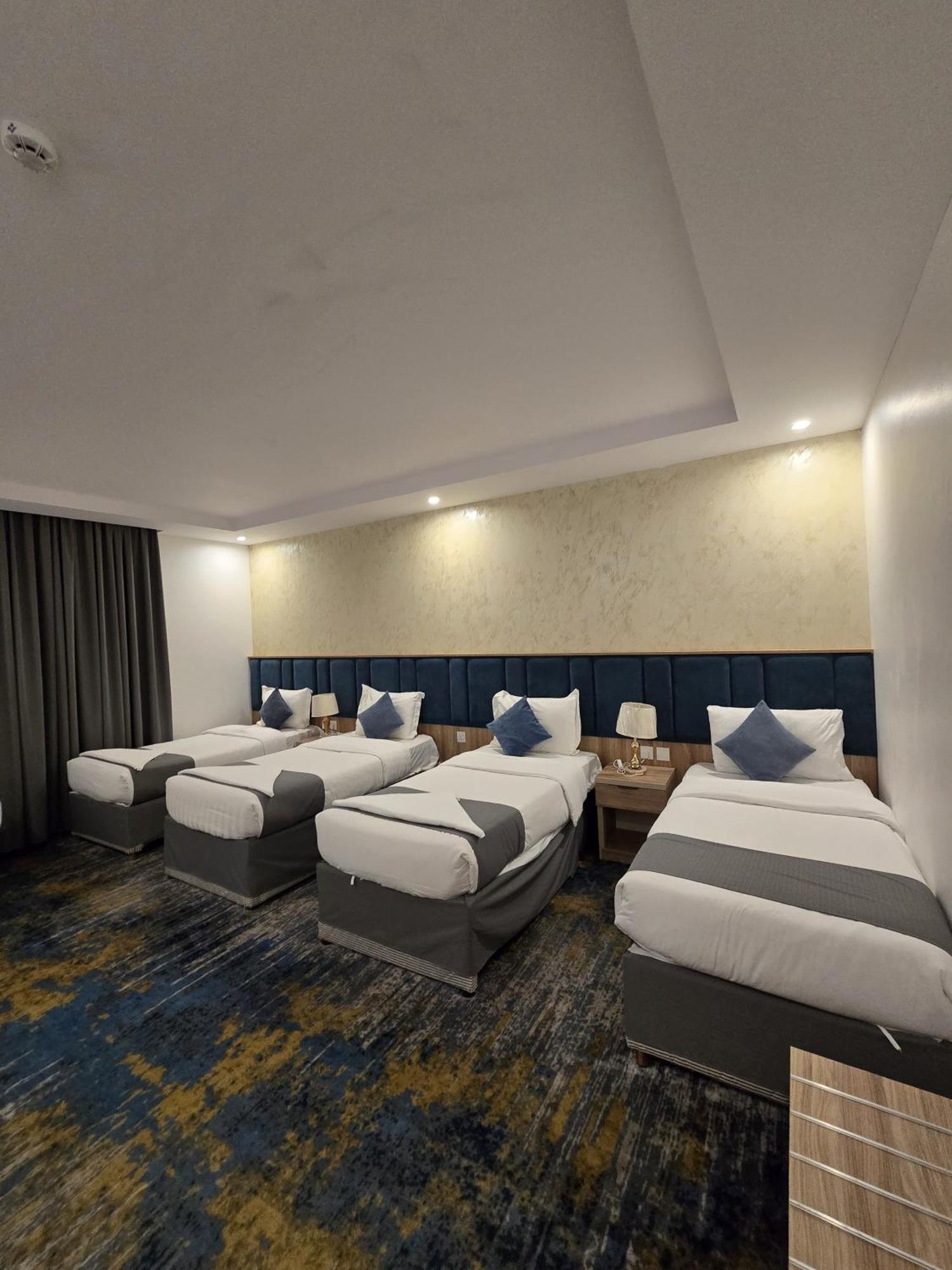 Blue Pearl Hotel Мека Екстериор снимка